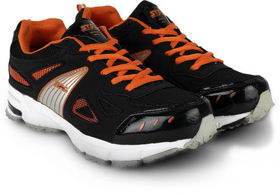 

Stag Armor Training & Gym Shoes For Men(Black, Orange