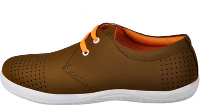 

FAUSTO Sneakers For Men(Green), Mehandi