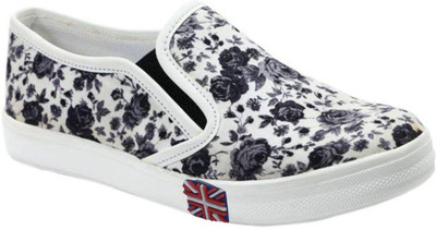 

NE Shoes Casuals For Women(White