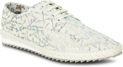 

Get Glamr Stylish Lace Ups Canvas Shoes For Women(Beige