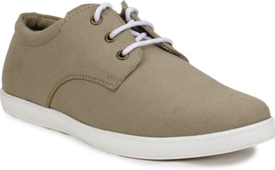 

Metrogue Casual Canvas Shoes For Men(Khaki, White