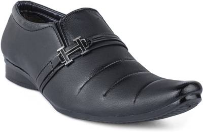 Baaj Slip On