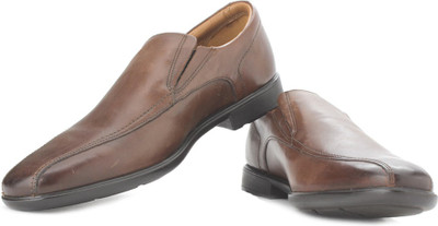 

Clarks Gosworth Step Walnut Leather Lace up For Men(Brown