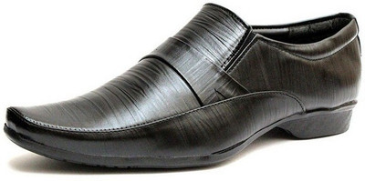 

Guava Slip On For Men(Black, 09;black