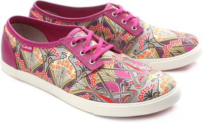 

Clarks Jilli Fizz Lifestyle Shoes For Women(Multicolor, Fuchsia leather