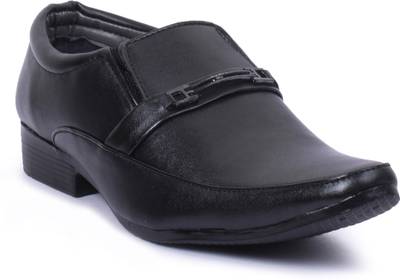 Baaj Slip On