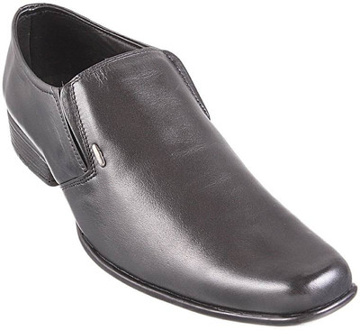 

Metro Formal Slip On Shoes For Men(Black, 11;black