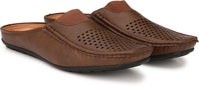 

Scarpia Casuals For Men(Brown