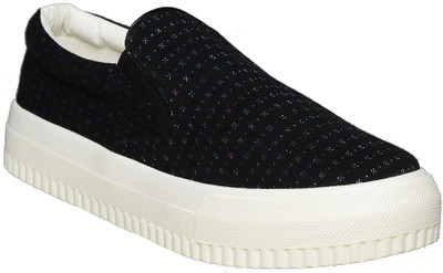 

Flat n Heels Canvas Shoes For Women(Black)