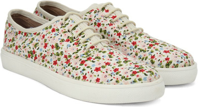 

Carlton London Miss CL Canvas Shoes For Women(White, Red
