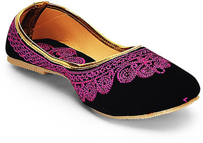 

Paduki Ethnic Jutis For Women(Pink