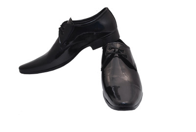 

Shoe Striker Black Lace Up Shoes For Men(Black