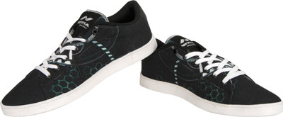 

Nivia Quail Canvas Shoes For Men(Black, White