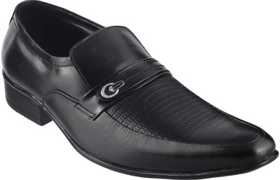 

Metro Men Slip On Shoes For Men(Black, 11;black