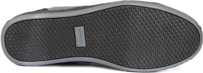 Spunk Sneakers