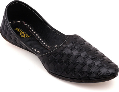 

Paduki Ethnic Footwear Mojaris For Men(Black)