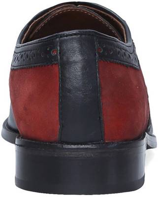 Brune Lace Up