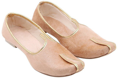 

skylyf Mojaris For Men(Tan, Cream