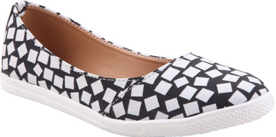 

Adorn Cool And Trendy Bellies For Women(Black)