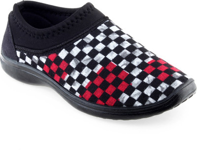 

Lancer Casuals For Women(Black, Red, Green