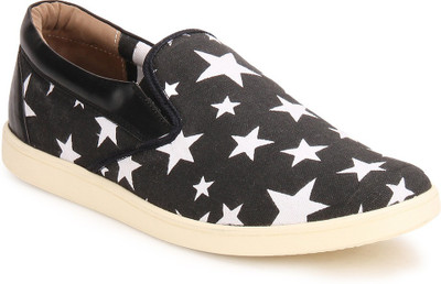 

Knotty Derby Justin Casuals For Men(Black, White