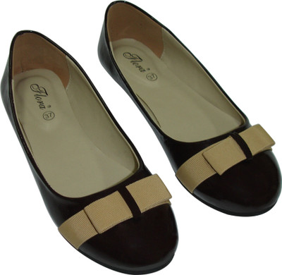 

Flora Close Bellies For Women(Brown, 06;brown