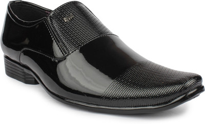 

Jynx 513 Slip On For Men(Black