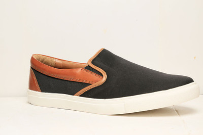 

North Star by Bata Loafers For Men(Black