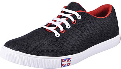 

Tapps Sneakers For Men(White