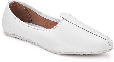 

Paduki Ethnic Mojaris For Men(White)