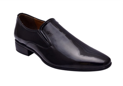 

Hirel's Shiny Patent Slip On Shoes For Men(Black