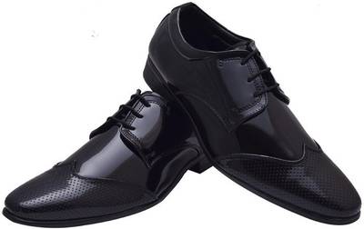 Hirel's Lace Up