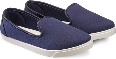

Nell Casuals, Blue