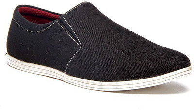 

Zapatoz Black Canvas Loafers For Men(Black)