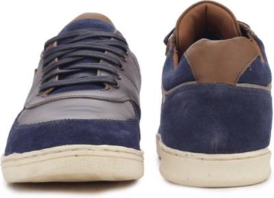 Levi's Tulare Toe Cap Sneakers
