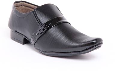 Baaj Slip On