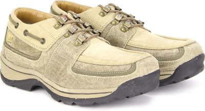 

Woodland Men Outdoor Shoes For Men(Khaki