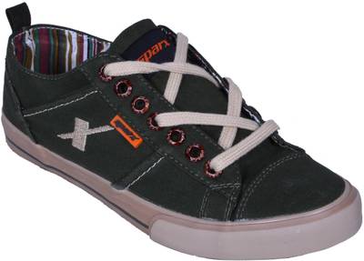 Sparx Sneakers