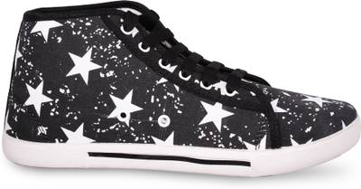 Navchetan Sneakers