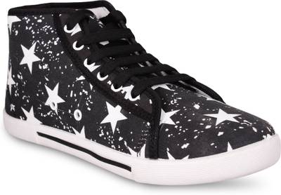 Navchetan Sneakers