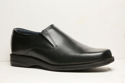 

Bata ROONY CASUAL Slip on Shoes For Men(Black