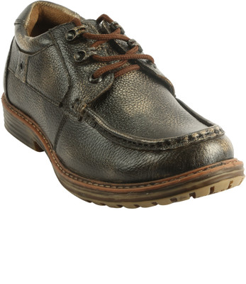 

Bacca Bucci Casual Shoes For Men(Grey