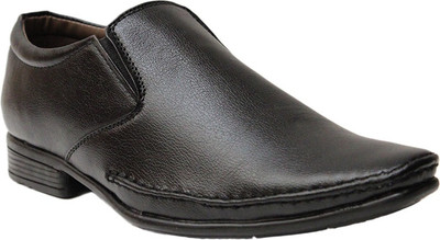 

Guava Slip On Shoes For Men(Black, 02