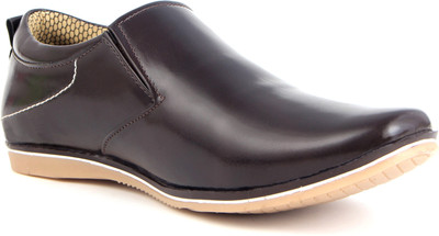 

World Walker Casual Short Brown Mens Casuals For Men(Brown
