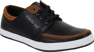 

Numero Uno Casual Shoes For Men(Black)