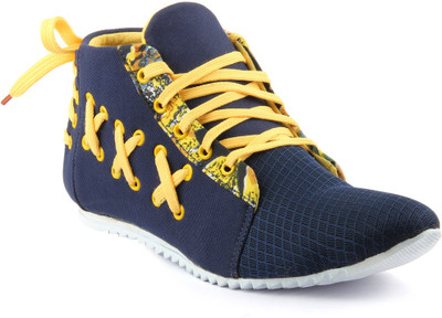 

Isole Casual Shoes For Men(Blue, Yellow)