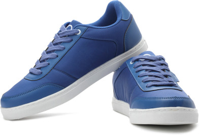

United Colors of Benetton Sneakers For Men(Blue, 998