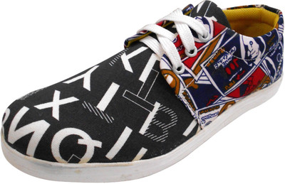 

Saugat Traders Boys & Girls(Black, Navy