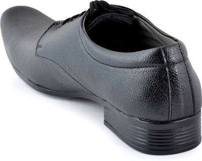 Baaj Lace Up