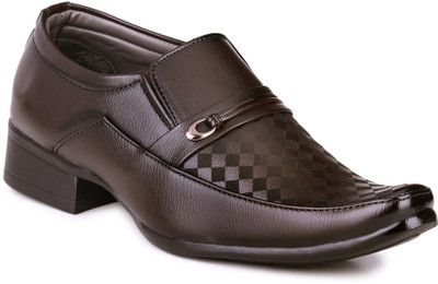 

Mactree Oreano Slip On Shoes For Men(Brown)